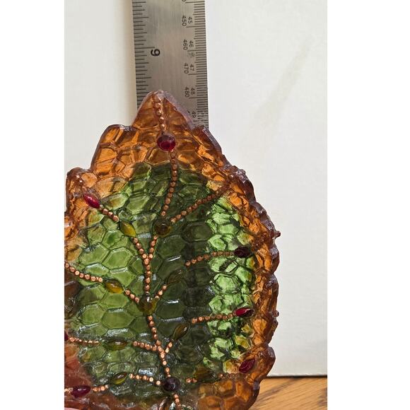 Two Resin Leaf Dishes Translucent Green and Brown 5.5" Long 1.5" Tall - Picture 5 of 7